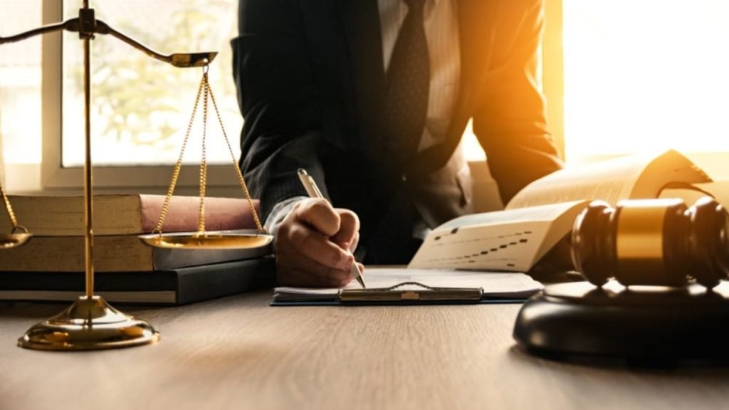 criminal lawyer